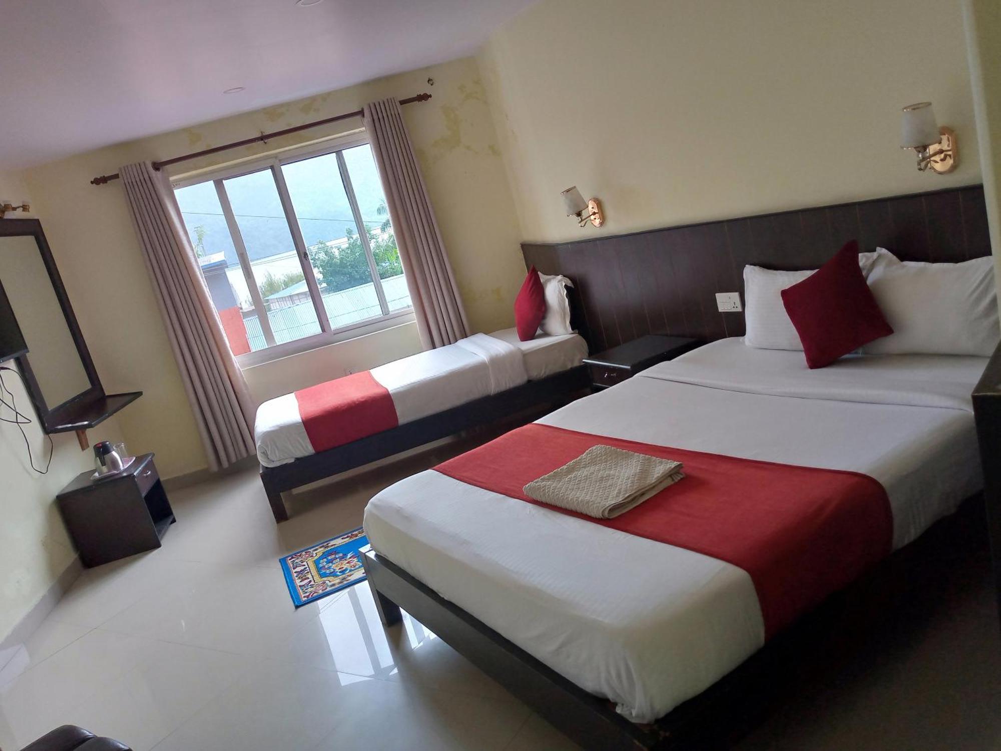 Hotel My Dream Покхара Экстерьер фото