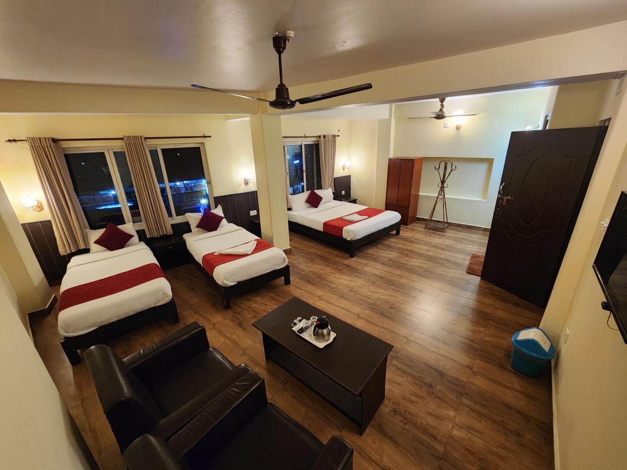 Hotel My Dream Покхара Экстерьер фото